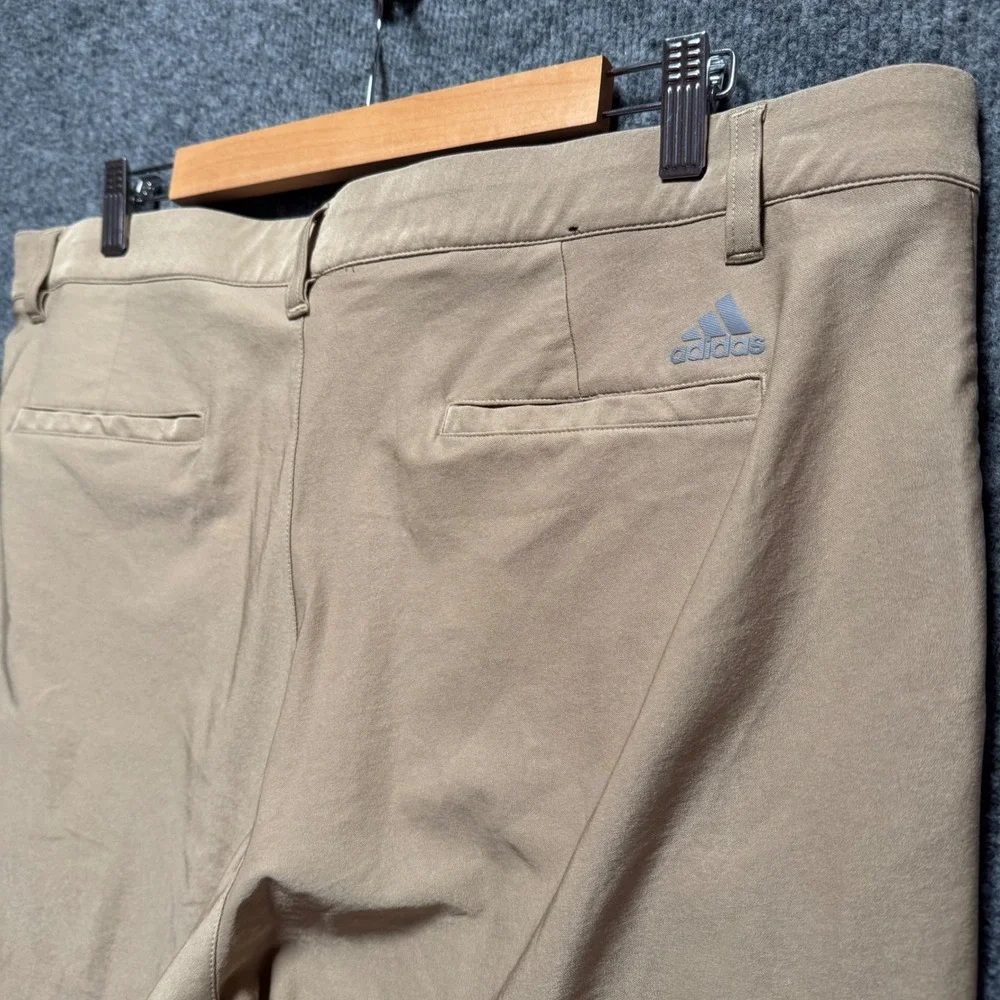 Adidas Ultimate 365 Pants 38x30 Khaki Tan Stretch Performance Straight Leg Chino